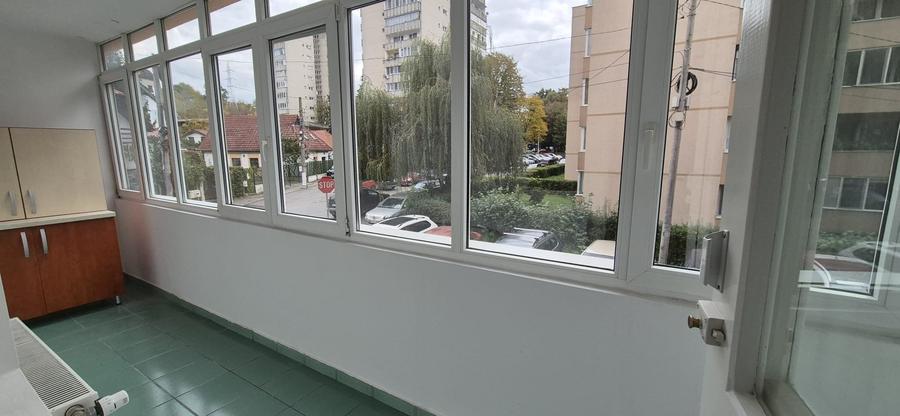 De inchiriat ap 3 camere -Dambu Pietros - cu/fara garaj sub bloc - 6