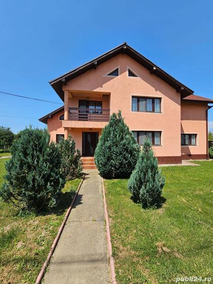 vila cu etaj - 4 camere, 2 bai - 10