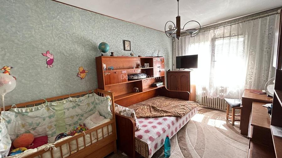 Apartament decomandat Uranus et 3/4 Apartament decomandat Uranus et 3/4