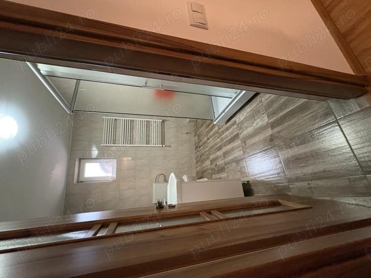 Casa spatioasa perfecta pentru locuit sau afaceri comerciale - 3