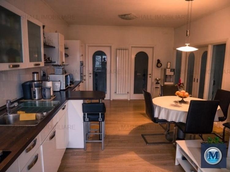 Vila cu 7 camere de vanzare in Baicoi, zona Vest, 360 mp #13205 - 10