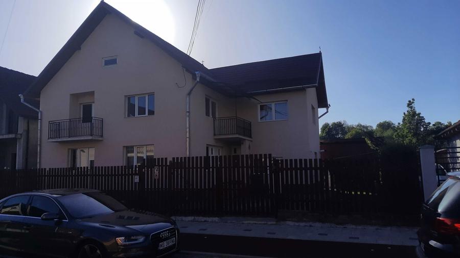 Casa de vanzare Reghin - Parter + Etaj langa Politie - 5