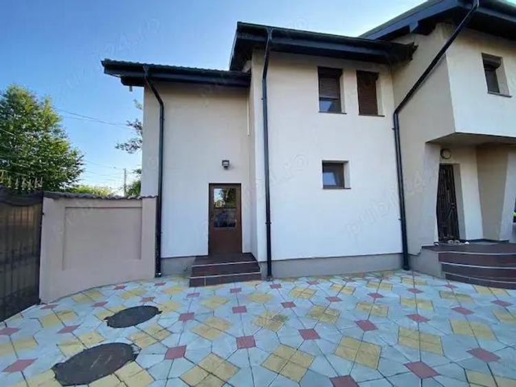 Vand P + 1 intrare Horia - 10