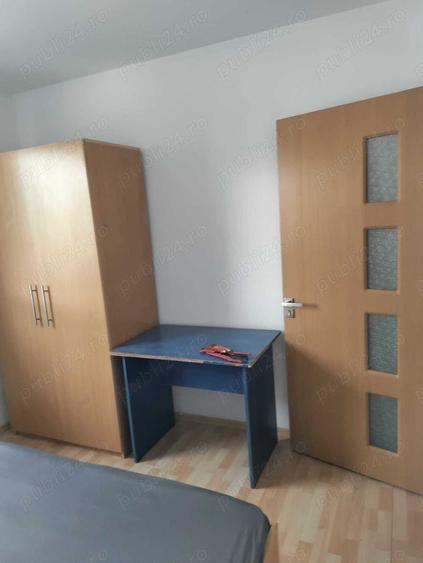 Apartament cu 3 camere decomandat în Păcurari