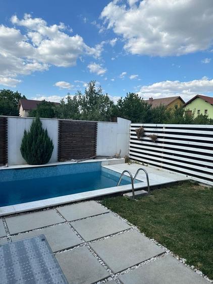 Piscină | Mobilată complet | Panouri solare | 3 băi și terasă închisă - 1