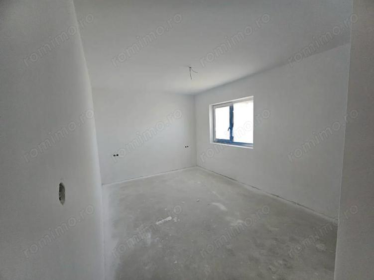 Despartit prin garaj. Posibilitate personalizare - 9