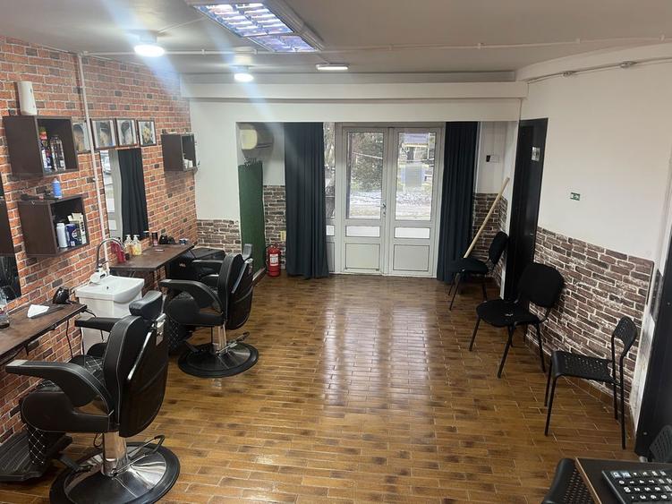 De inchiriat spatiu comercial in centrul orasului urziceni - 5