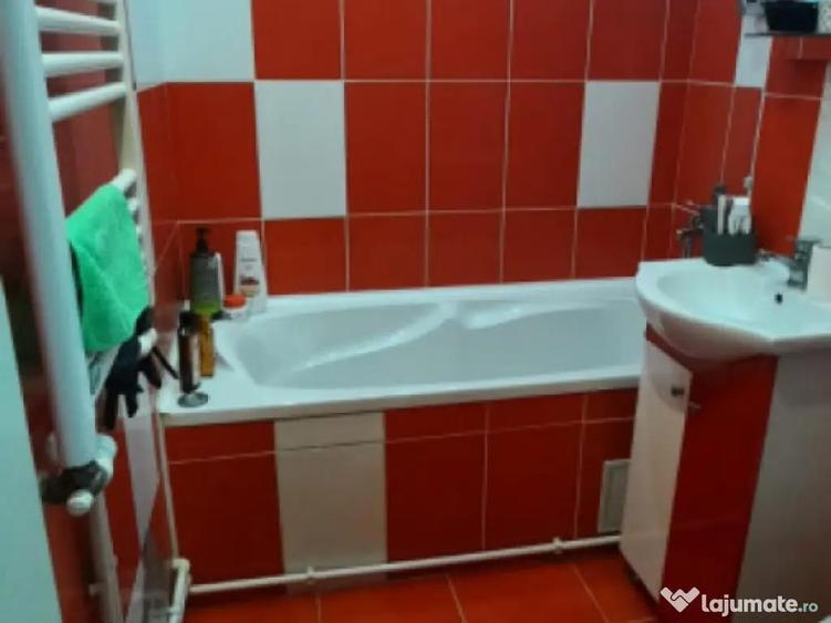 ETAJ 1. Garsoniera , zona Hipodrom-Pietatii. - 5