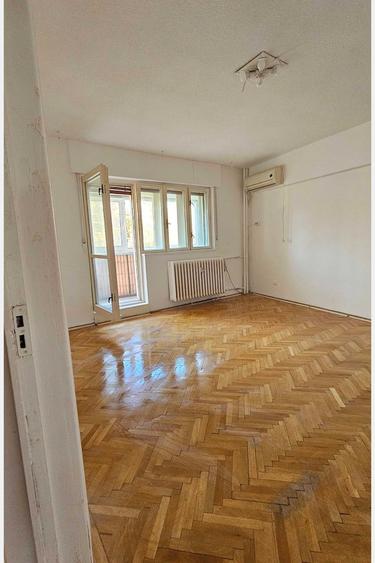 APARTAMENT 4 CAMERE 115 MP 2/8 BL 1991 MONOLIT  BOXA CASA POPORULUI - 1
