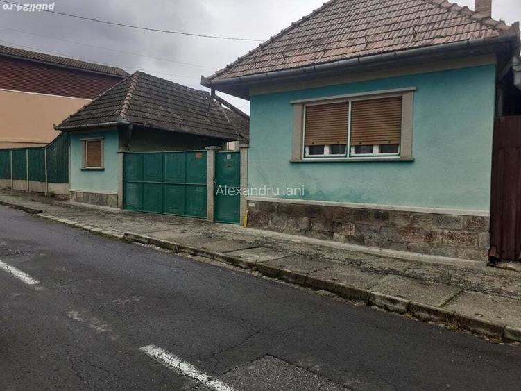 Casa de vanzare in Sacele.