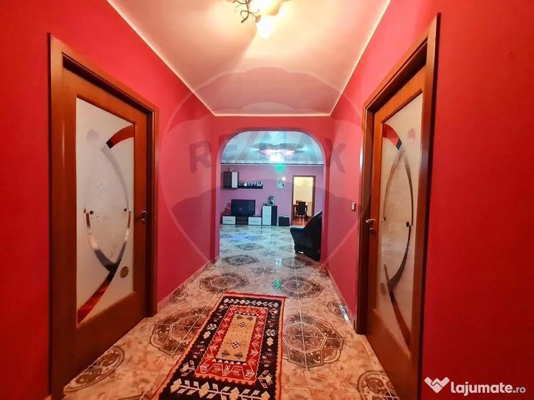 Casa cu 6 camere de vanzare in zona de munte - 7