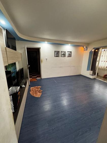 Apartament 2 camere semidecomandat-zona Tomis Nord - 2