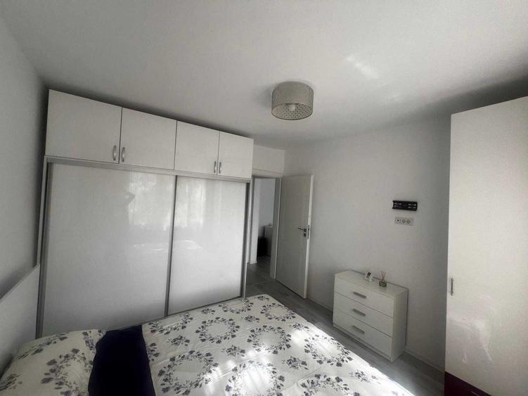 Apartament cu 2 camere semidecomandat în Sârbi