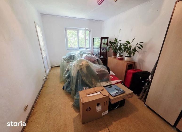 Apartament cu 3 camere în Alexandru cel Bun