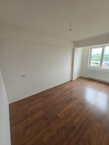 Apartament cu 3 camere Open Space - 1