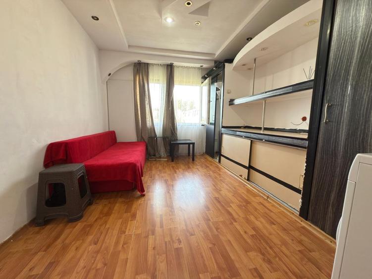 Garsoniera zona Fizicienilor, str. Lacramioarei, nr. 50 - 2