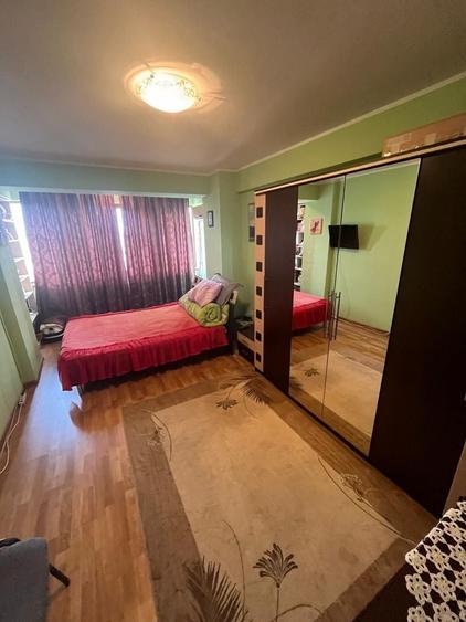 Apartament cu 4 camere FOARTE MARE inel 1 - 6