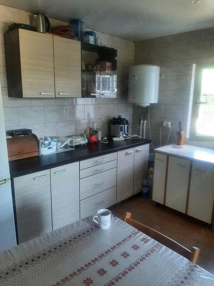 Jude?ul Buzau com Glodeanu Sili?tea sat COTORCA, casa batrineasca din caramida 3465m - 1