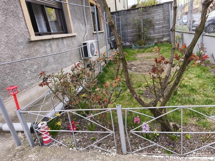 Vând casă individuală. - 2