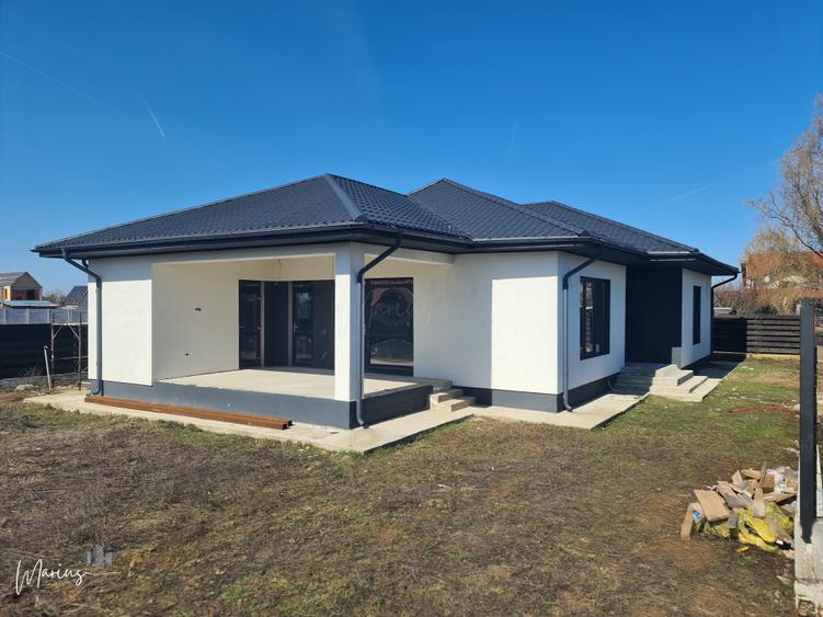Casă nouă parter, 142 mp utili, teren 750 mp, exterior finalizat, Ghermănești - 1