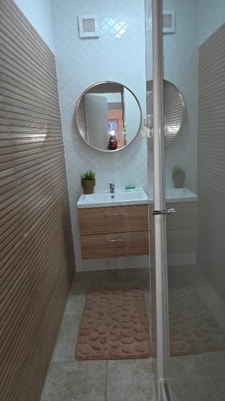 Superb apartament de 4 camere,Bd Dna Ghica,decomandat,parter.Super investitie! - 4