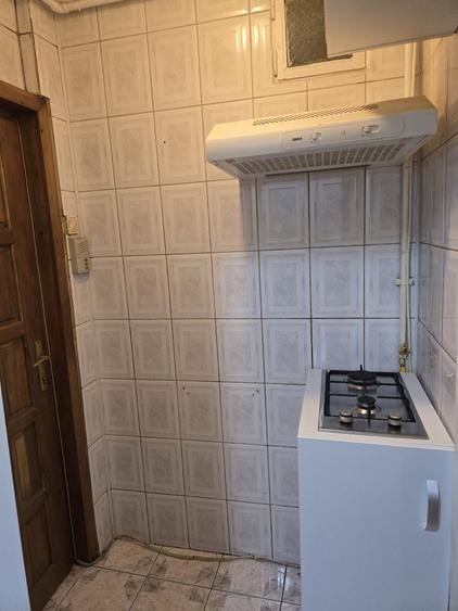 Garsonieră decomandată în Central
