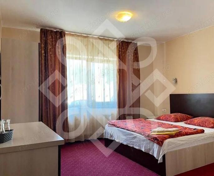 Pensiune cu 7 camere de vanzare in Baile 1 Mai - 5