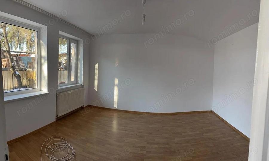 Central - Inchiriere casa 2 camere - Str. Revolutiei - 12