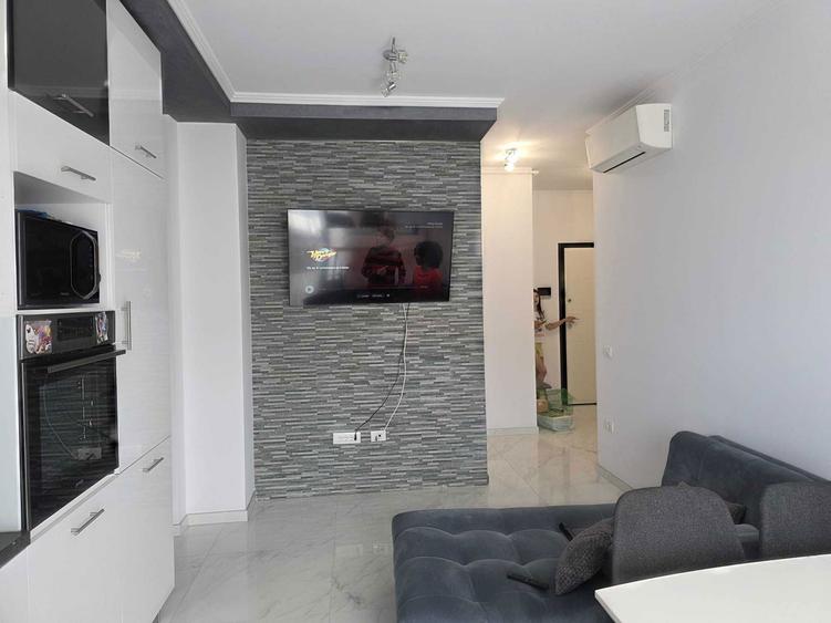 Se vinde apartament direct dela propietar pe strada dacilor nr 4 etaj 2 cu lift picina parcare sub teran si parcare exsterior - 6