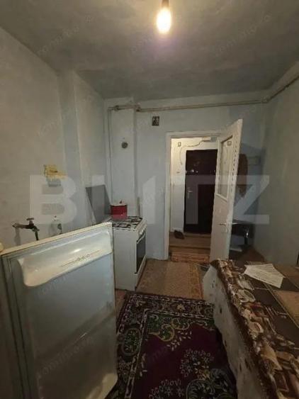 Apartament 2 camere Semidecomandat, Moreni - 6