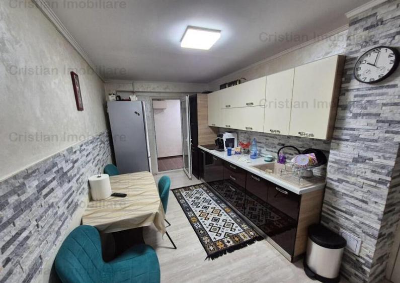 Parter 3 cam 110mp Confort 1 Decomandat cu balcon 14 m Vizi - 3