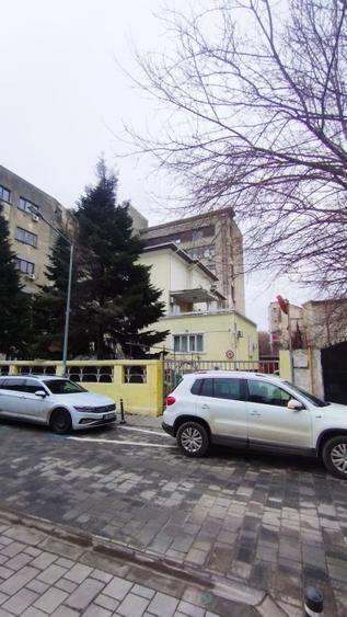 MEGA OCAZIE SE VAND 2 CORPURI DE CLADIRE CENTRAL CARTIERUL EVREIERSC BUCURESTI - 1