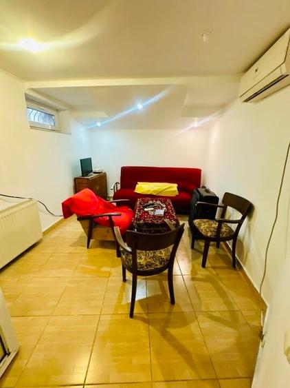 Dacia -Toamnei garsoniera cocheta in vila anvelopata - 1