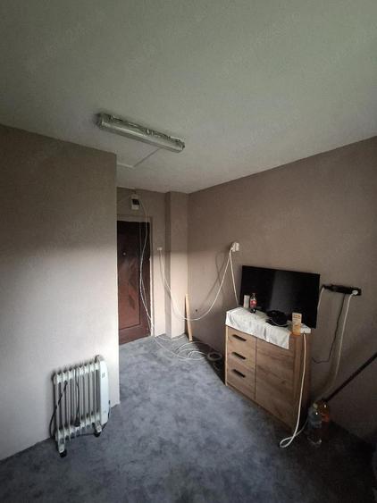 De vanzare garsoniera - 1