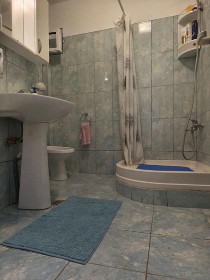 Apartament de vanzare - 4