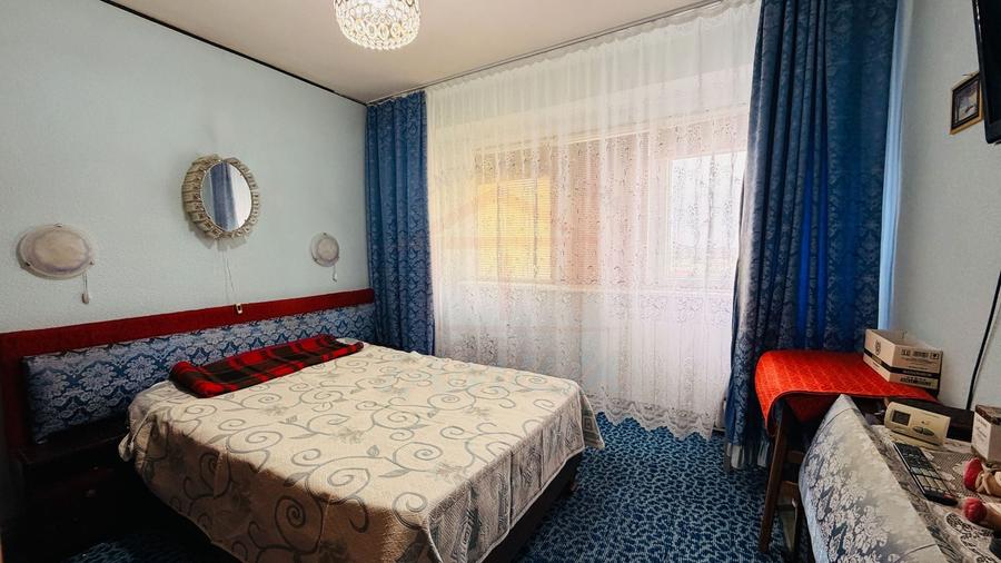 De vanzare 2 camere dec. in Galati, Micro 18, zonă Spitalul Județean - 3