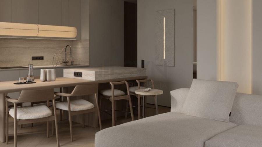 Apartament cu 4 camere decomandat în Băneasa
