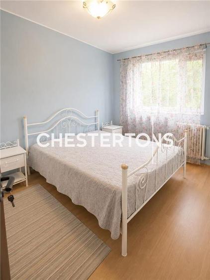 Apartament cu 3 camere nedecomandat în Drumul Taberei