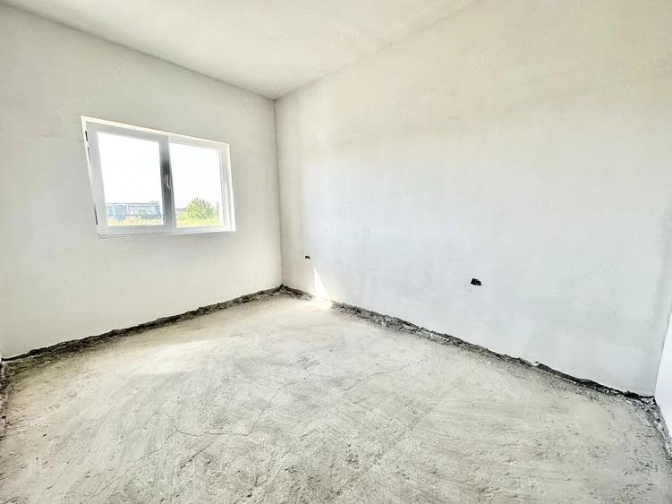 Casă cu 3 camere cu Teren 309 Mp în Moșnița Veche