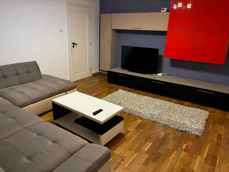 Apartament de vanzare - Zona McDonalds - 3