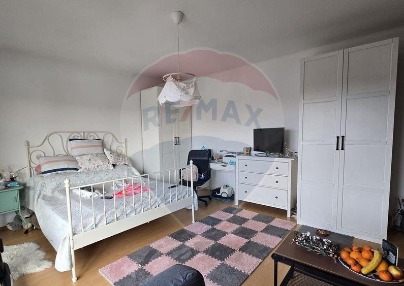 DE VANZARE Garsoniera in zona Nord - 3