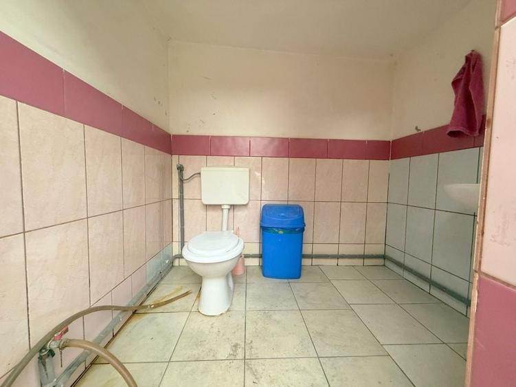 Spațiu industrial de &icirc;nchiriat - 1.690 mp, acces TIR- zona Fratelia - 18