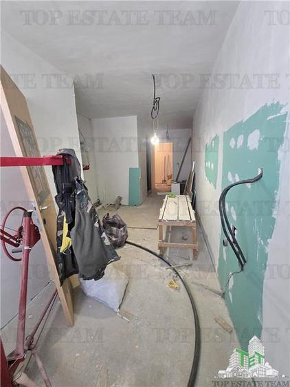 Casa cu 5 camere (include o anexa) in zona Giulesti-Sarbi-Sabareni - 9