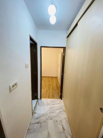 Proprietar, inchiriez apartament zona Modern , prima inchiriere - 2