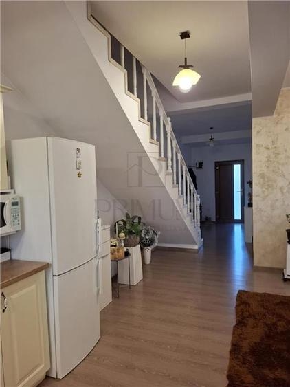 Duplex mobilat utilat - teren generos - asfalt - 6