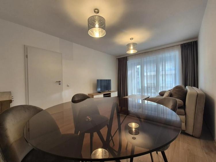 Apartament 2 camere, spatios, zona Tractorul - 2