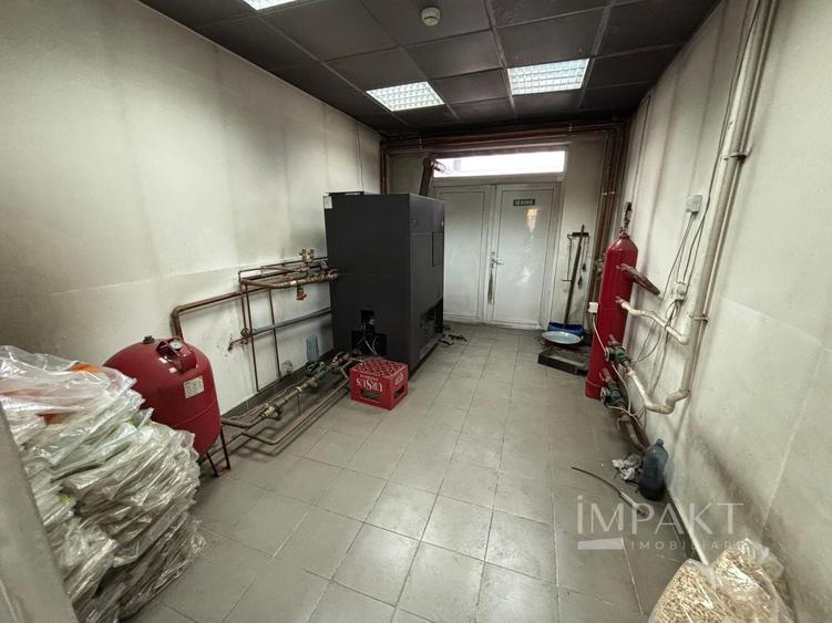 De închiriat service auto cu zona de birouri/sala asteptare - 7