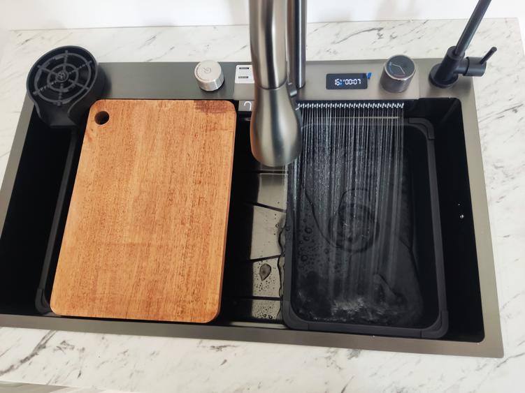 Ap 2 cam LA CHEIE geam baie, decomandat, lift, 2x 14 mp /camera, balcon mare - 7