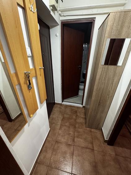 Garsoniera de inchiriat ,langa liceul Ion Minulescu - 5