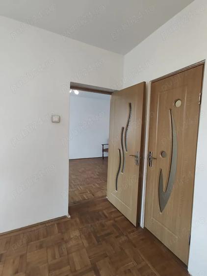 Vand apartament 3 camere in Hunedoara, zona Micro1-Parc Corvin, et.2 - 9